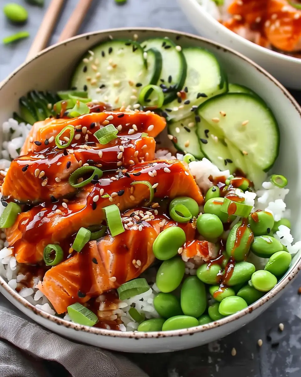 Honey Sriracha Salmon Bowls: Easy and Flavorful Dinner Delight