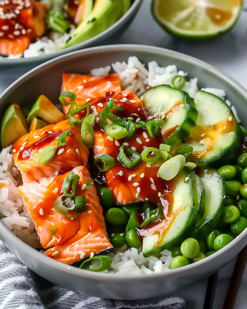 Honey Sriracha Salmon Bowls: Easy, Flavor-Packed Dinner Delight