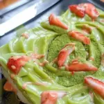 Strawberry Matcha Latte Rolls